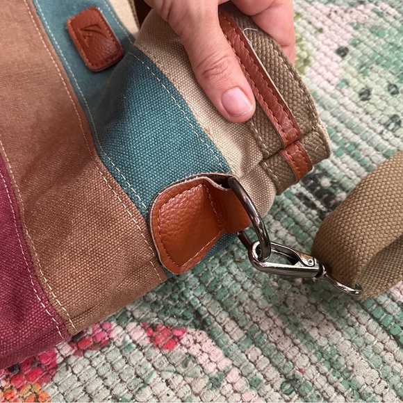 SNUG STAR Canvas Handbag Multi-Color Striped Lattice Cross Body Shoulder/tote - Picture 4 of 14